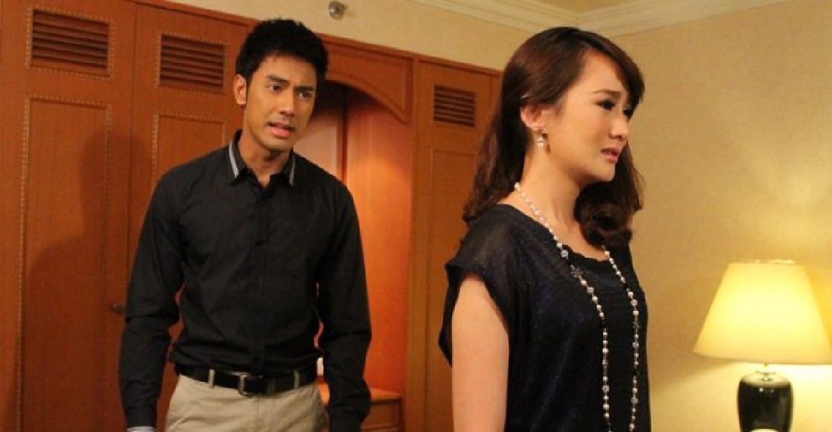 'จิม'หึง'ตาล'หน้ามืดชก'เอส'หน้าหงาย 'จิม'หึง'ตาล'หน้ามืดชก'เอส'หน้าหงาย