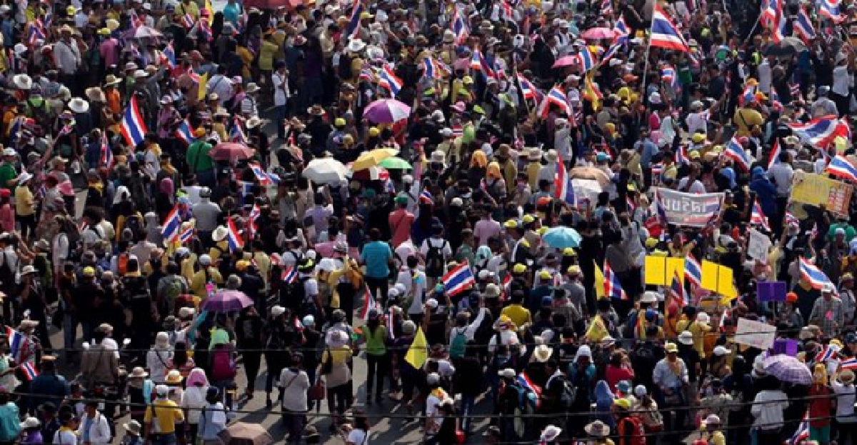 ชมคลิป!'มวลมหาปชช.'ยกพลร่วมทัพ ชมคลิป!'มวลมหาปชช.'ยกพลร่วมทัพ
