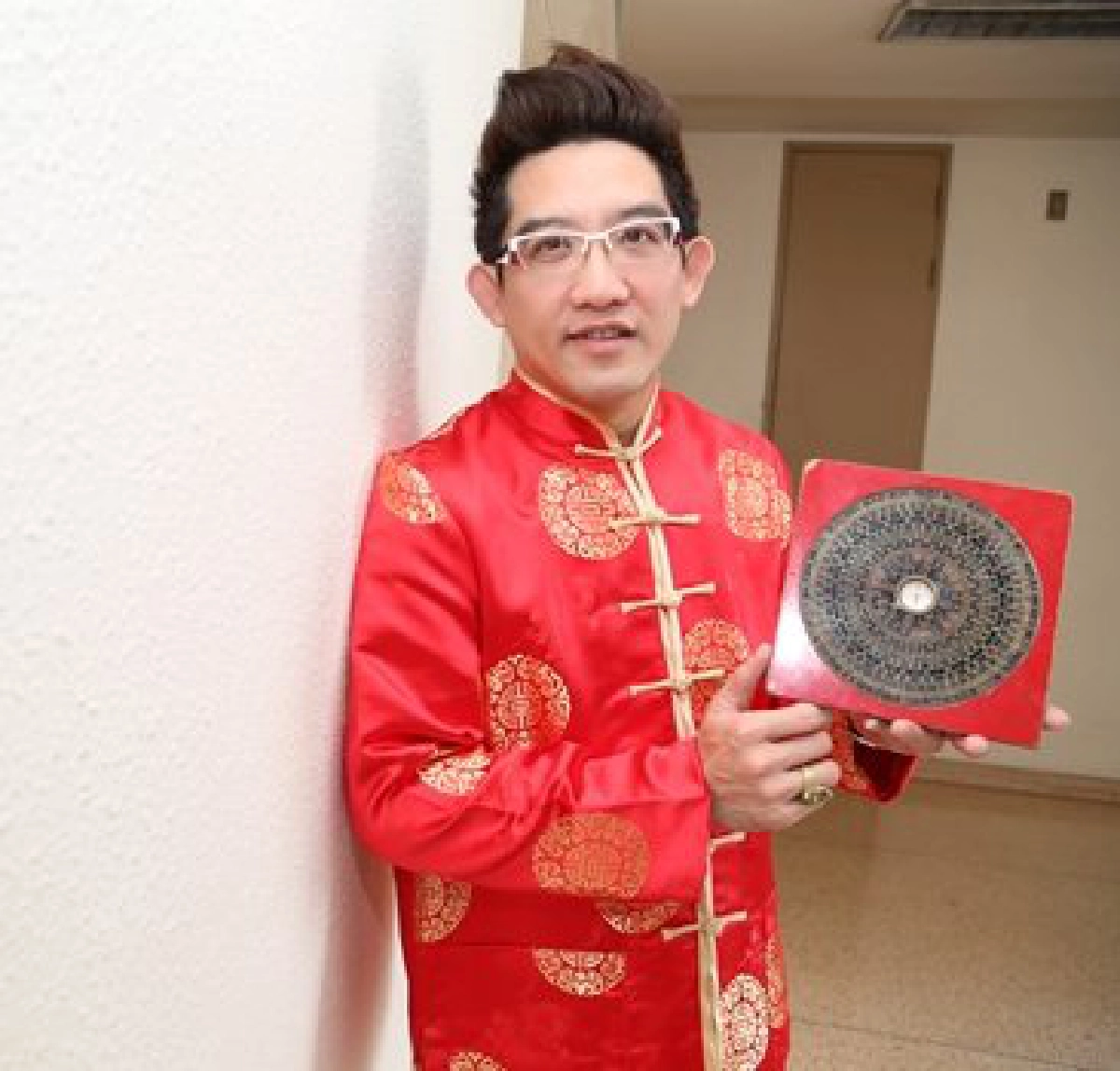 ตรวจ'นักษัตร'ปีม้า2557