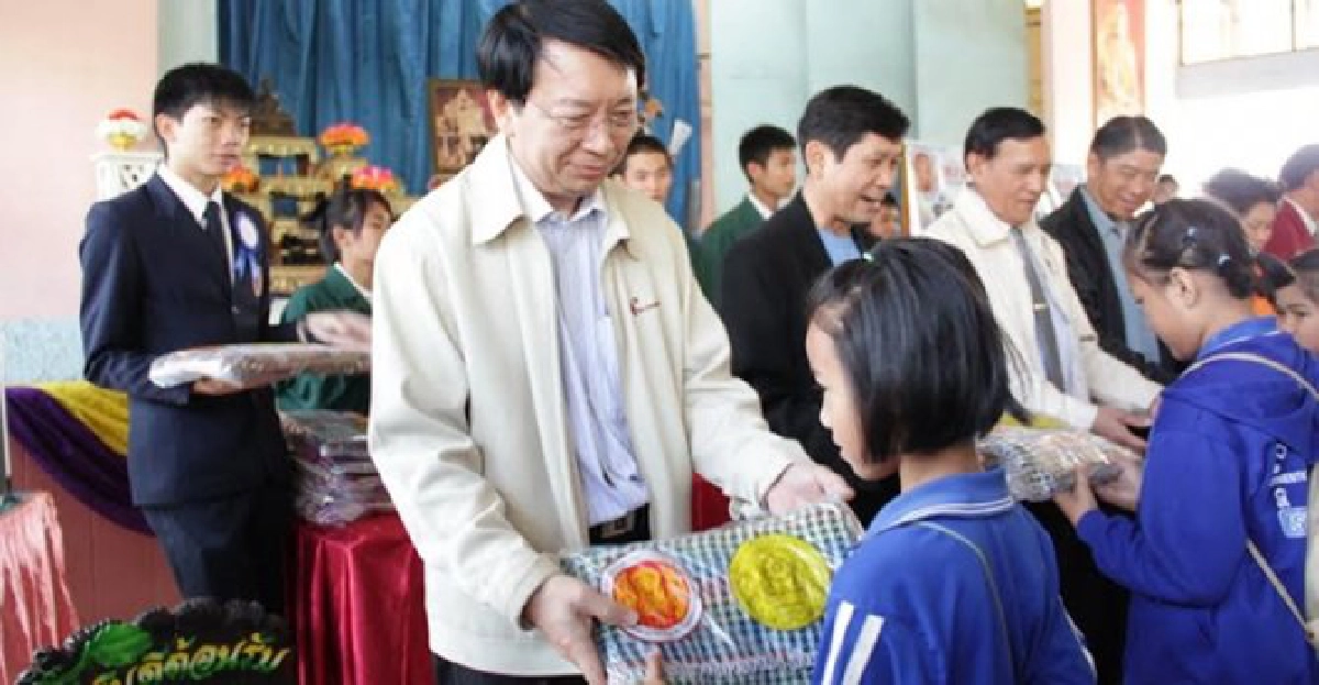 'ทำด้วยมือ'มอบด้วยใจ อาชีวะร่วมใจต้านภัยหนาว