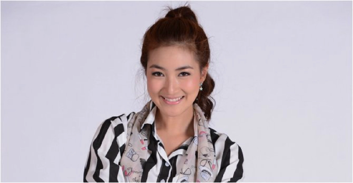 'แพนเค้ก'ปัดช่องอื่นรุมขายขนมจีบ 'แพนเค้ก'ปัดช่องอื่นรุมขายขนมจีบ