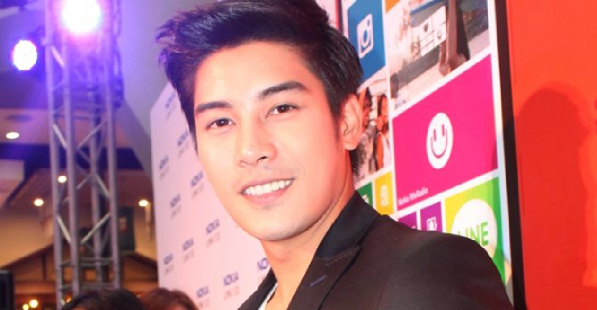 'เคน'ปัด'ใบเตย'เปิดศึกเกาเหลา'เดือน' 'เคน'ปัด'ใบเตย'เปิดศึกเกาเหลา'เดือน'