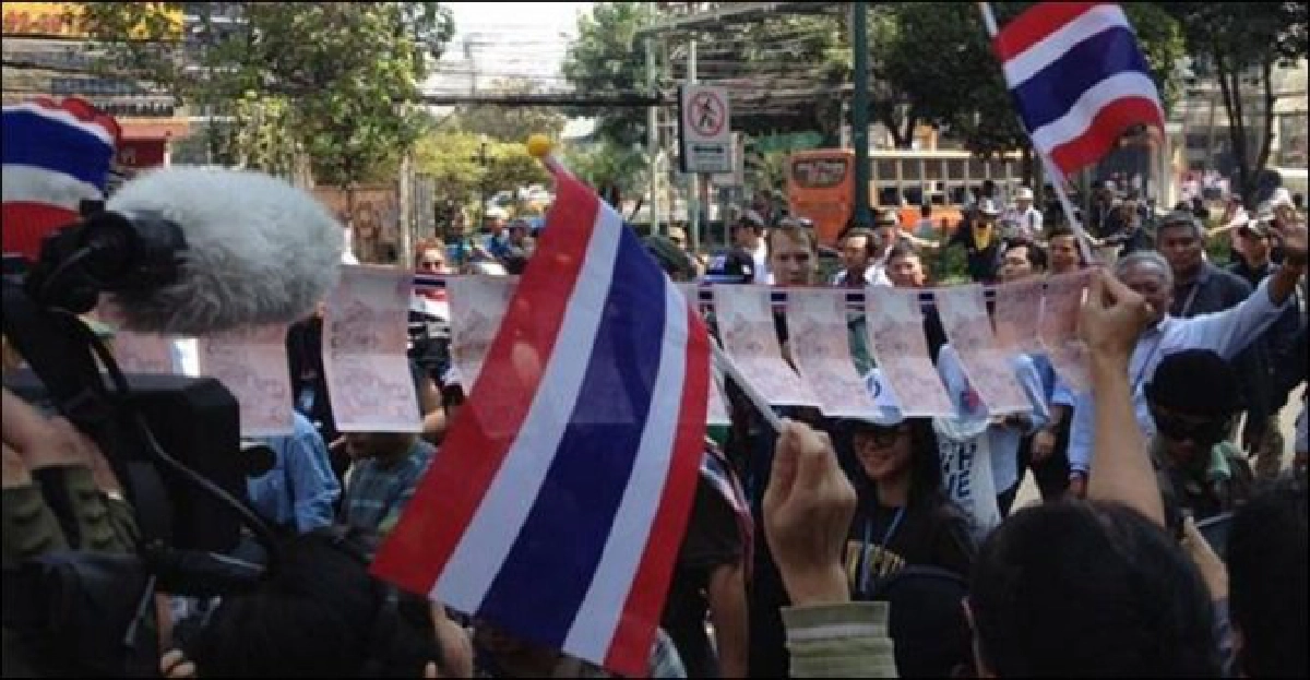 'สุเทพ'นำ'เดินสุขุมวิทเชิญชวนค้านลต. 'สุเทพ'นำ'เดินสุขุมวิทเชิญชวนค้านลต.
