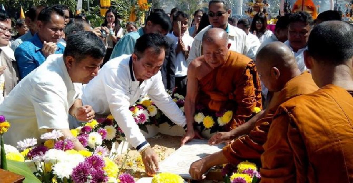 วางศิลาฤกษ์หลวงพ่อพระโตโคตะมะอุบลฯ วางศิลาฤกษ์หลวงพ่อพระโตโคตะมะอุบลฯ