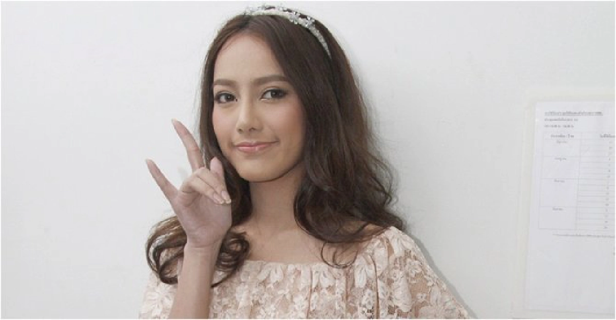 'เปรี้ยว'โต้นางเอก7สีรุมยี้ 'เปรี้ยว'โต้นางเอก7สีรุมยี้