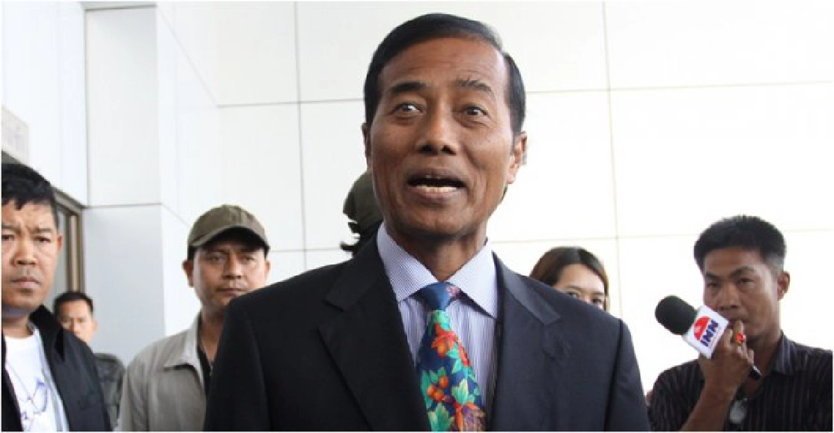 'ถาวร'เมินหมายจับยันล้ม'ทักษิณ'เสร็จมอบตัว 'ถาวร'เมินหมายจับยันล้ม'ทักษิณ'เสร็จมอบตัว