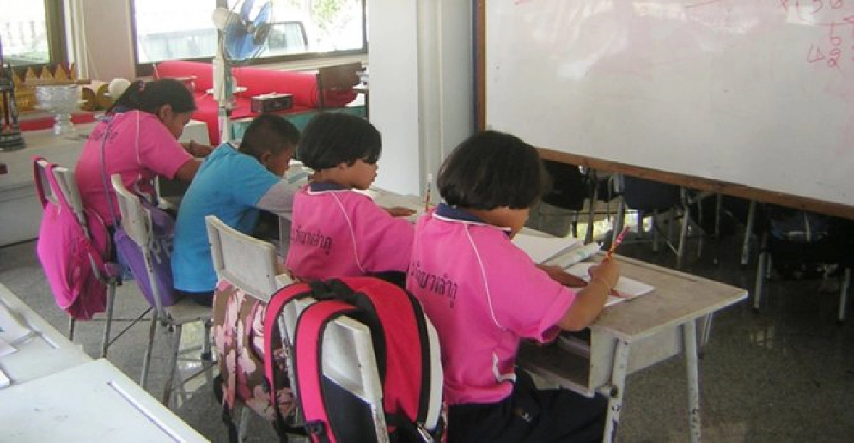 'ทอดผ้าป่าหนังสือดี'ให้น้องๆ'ร.ร.วัดบางลำภู' 