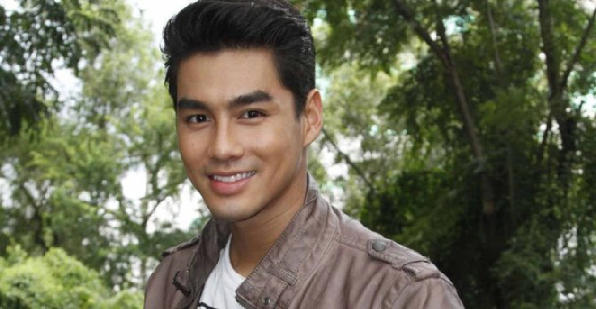 เม้าท์นอกจอ : อ.18กพ.57 เม้าท์นอกจอ : อ.18กพ.57