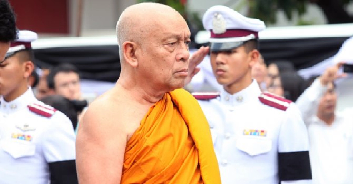 พระป่ายุติค้านเปลี่ยนสีจีวรแล้ว! พระป่ายุติค้านเปลี่ยนสีจีวรแล้ว!