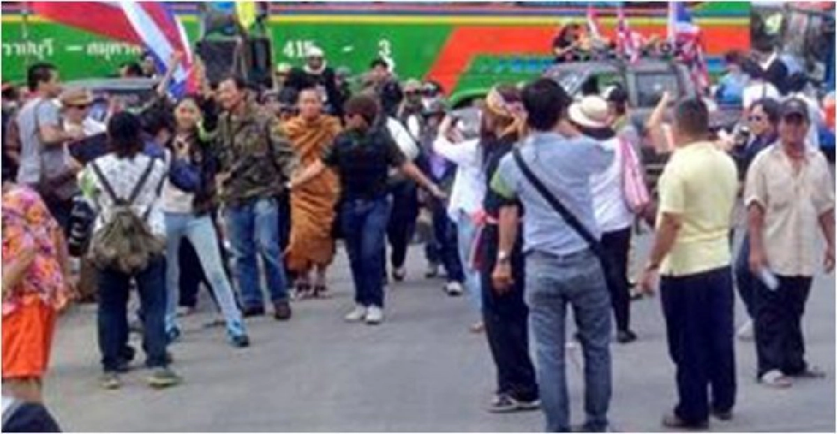 'พุทธะอิสระ'นำกปปส.บุกชิน3