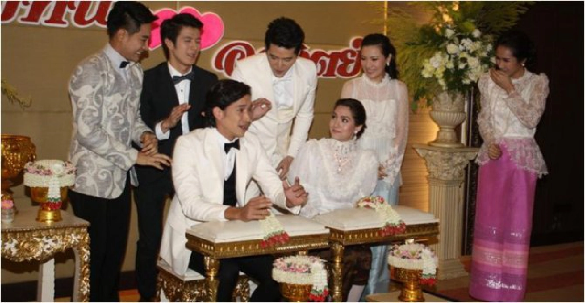 'หลุยส์'ทำซึ้งจูงมือ'จ๊ะ'เข้าพิธีวิวาห์ 'หลุยส์'ทำซึ้งจูงมือ'จ๊ะ'เข้าพิธีวิวาห์