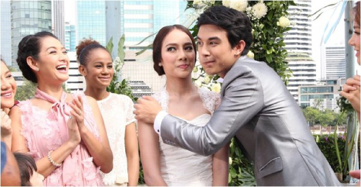 'โตนนท์'ขอ'เปรี้ยว'แต่งงาน 'โตนนท์'ขอ'เปรี้ยว'แต่งงาน