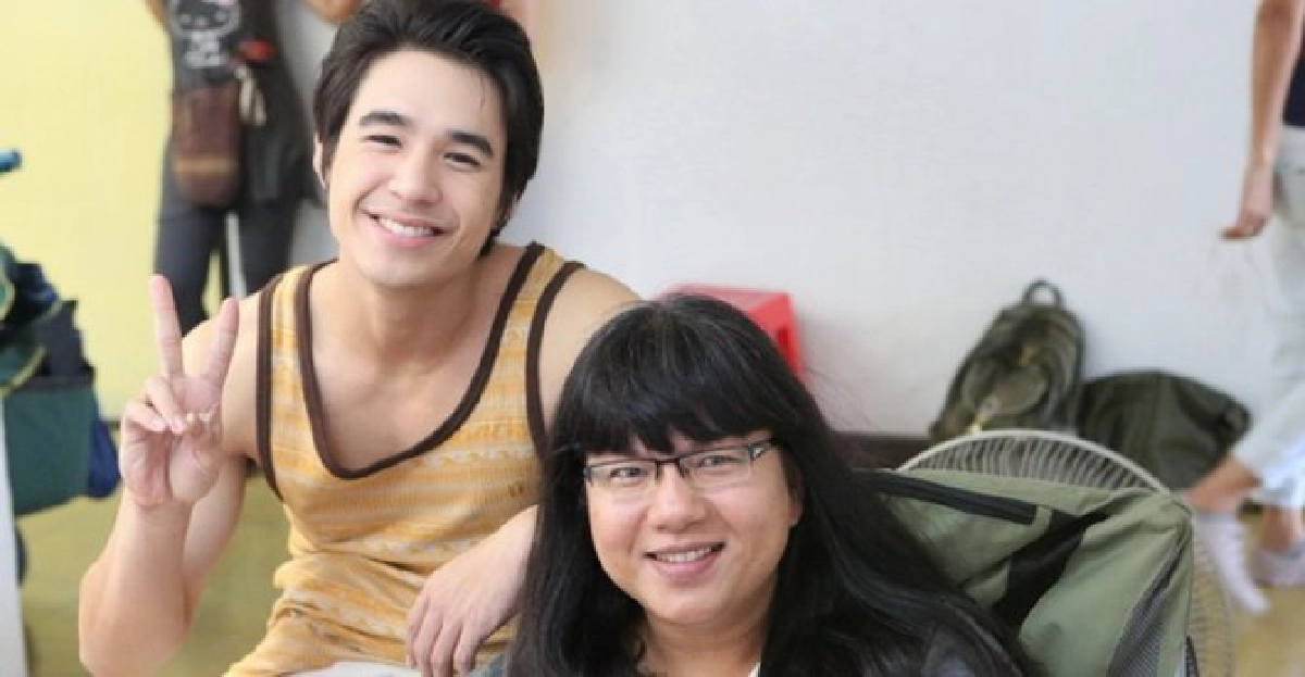 'นิว'ฉีกลุคเป็นเด็กอาร์ตกองถ่าย 'นิว'ฉีกลุคเป็นเด็กอาร์ตกองถ่าย