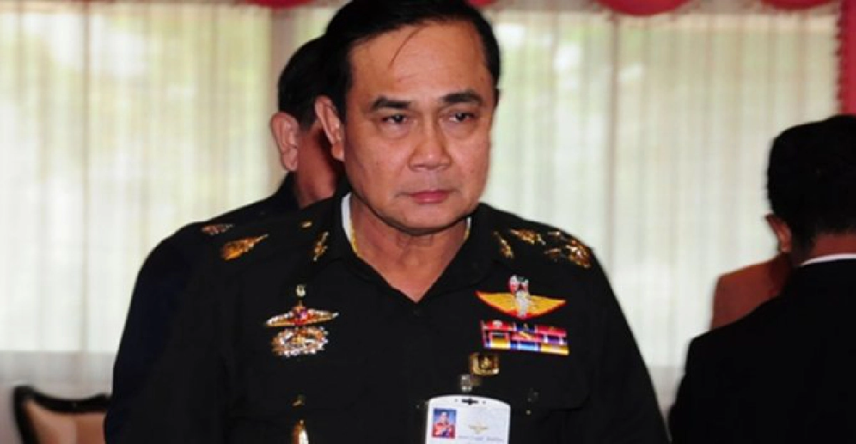กองทัพรุกคืบยึดกลไกอำนาจรัฐ 