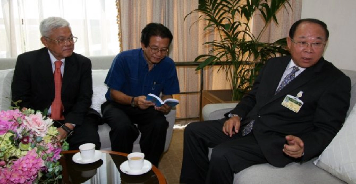 'นิคม'ไม่ให้'สุนัย'จัดถกสปป.ที่รัฐสภา 'นิคม'ไม่ให้'สุนัย'จัดถกสปป.ที่รัฐสภา