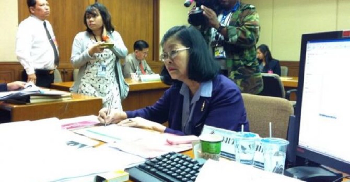 'คุณหญิงจารุวรรณ'ขอเป็นปู่โสมเฝ้าทรัพย์ 'คุณหญิงจารุวรรณ'ขอเป็นปู่โสมเฝ้าทรัพย์