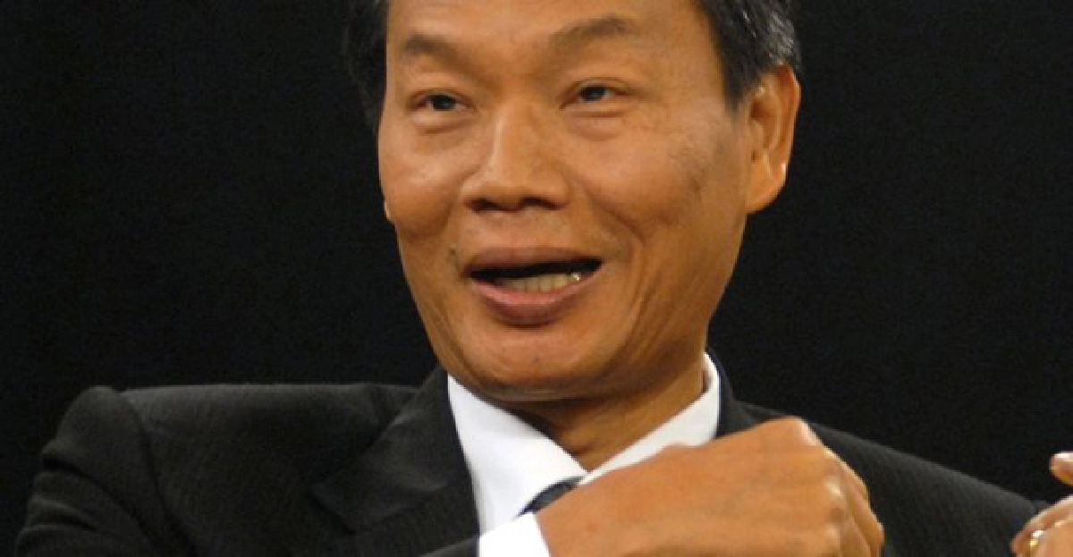 'ถวิล เปลี่ยนศรี'กิ่งไม้ที่เกิดจากเมล็ดพันธุ์แท้ 'ถวิล เปลี่ยนศรี'กิ่งไม้ที่เกิดจากเมล็ดพันธุ์แท้