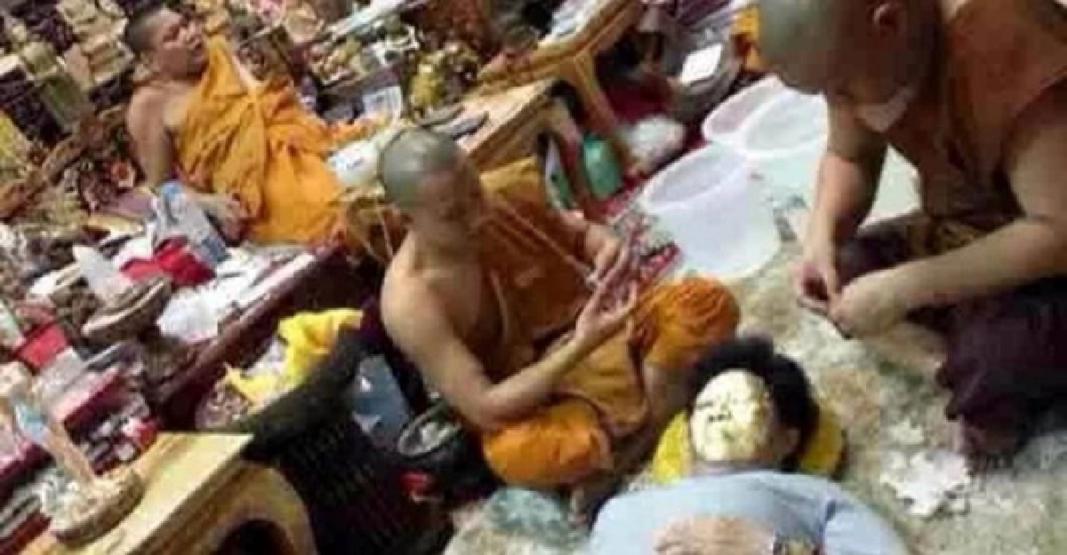 ตร.เข้าตรวจสอบ'พุทธิศักดิ์คลินิก'ศรีเทพ ตร.เข้าตรวจสอบ'พุทธิศักดิ์คลินิก'ศรีเทพ