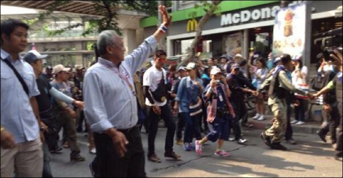 'สุเทพ'เดินวันที่3ชวนคนกรุงร่วมชุมนุม29มีค. 'สุเทพ'เดินวันที่3ชวนคนกรุงร่วมชุมนุม29มีค.