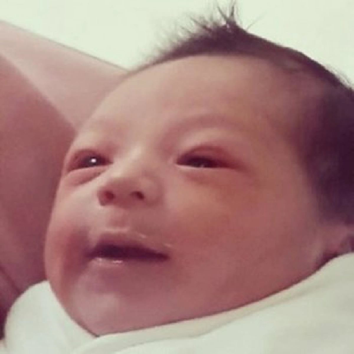 คุณพ่อป้ายแดง'ปีเตอร์'ได้ลูกชายสมใจ คุณพ่อป้ายแดง'ปีเตอร์'ได้ลูกชายสมใจ