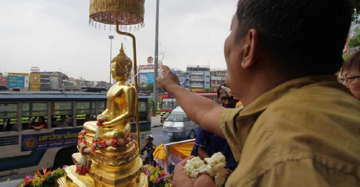 กทม.จัดใหญ่สงกรานต์12-15เม.ย. กทม.จัดใหญ่สงกรานต์12-15เม.ย.