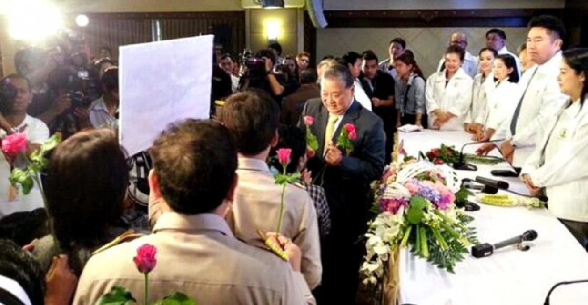 'สุขุมพันธุ์'แถลงยุติหน้าที่ผู้ว่าฯกทม. 'สุขุมพันธุ์'แถลงยุติหน้าที่ผู้ว่าฯกทม.