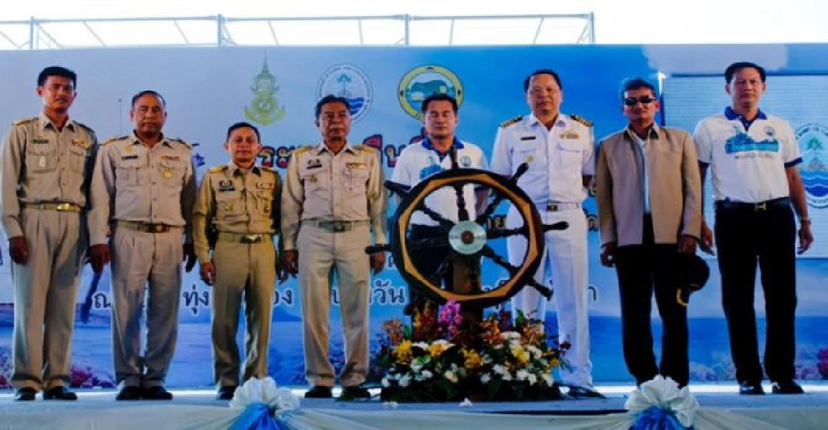 'ก.ทรัพย์ฯ-ทัพเรือ'วางแนวปะการัง'ร.ล.พระทอง' 'ก.ทรัพย์ฯ-ทัพเรือ'วางแนวปะการัง'ร.ล.พระทอง'