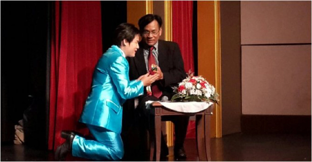 'คอนเสิร์ตเชิดชูครูเพลง' 'คอนเสิร์ตเชิดชูครูเพลง'