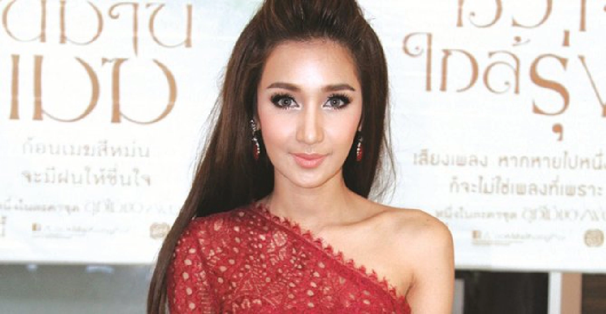 'เนย'ยัน'หนุ่มตี๋'แค่หุ้นส่วน 'เนย'ยัน'หนุ่มตี๋'แค่หุ้นส่วน