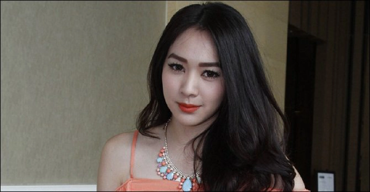 'โฟร์'รอพร้อมเปิดธุรกิจคู่'ณัฐ' 'โฟร์'รอพร้อมเปิดธุรกิจคู่'ณัฐ'