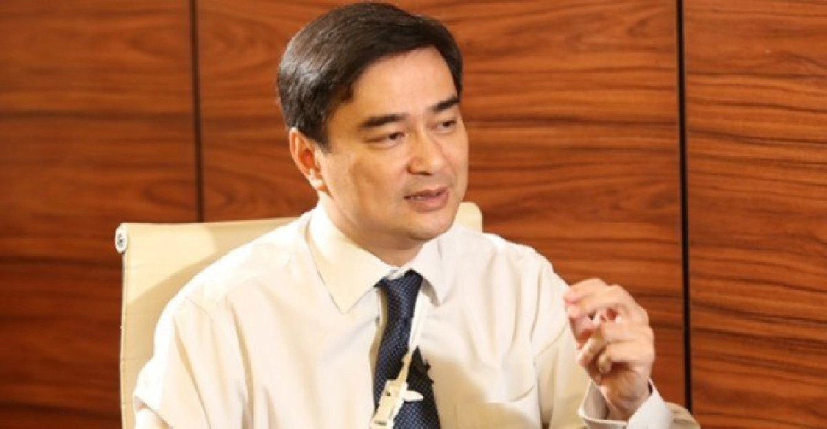 'มาร์ค'อ้าง'ผบ.สส.'หนุนเดินสาย! 'มาร์ค'อ้าง'ผบ.สส.'หนุนเดินสาย!