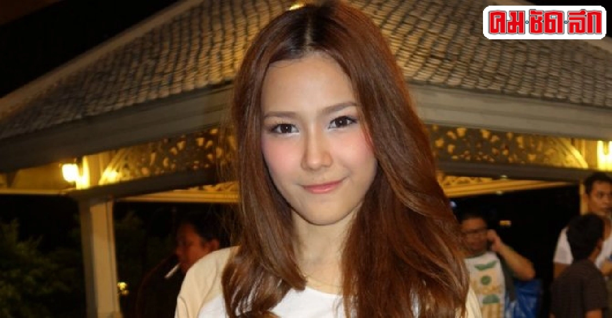 'แนท'ร้ายแซบปะทะ'แพนเค้ก' 'แนท'ร้ายแซบปะทะ'แพนเค้ก'