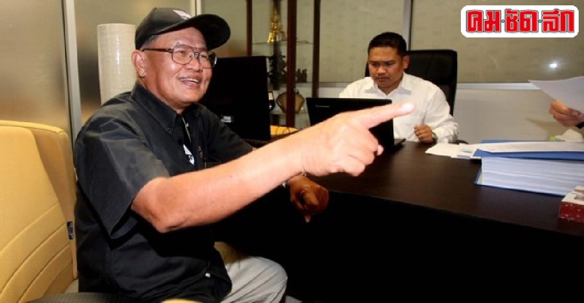 'อิสสระ'พบดีเอสไอให้ปากคำคดีกบฏ 'อิสสระ'พบดีเอสไอให้ปากคำคดีกบฏ