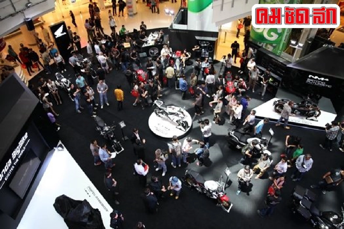 ลุยงาน 'BMF 20' งานโชว์สองล้อเทพแห่งปี ลุยงาน 'BMF 20' งานโชว์สองล้อเทพแห่งปี