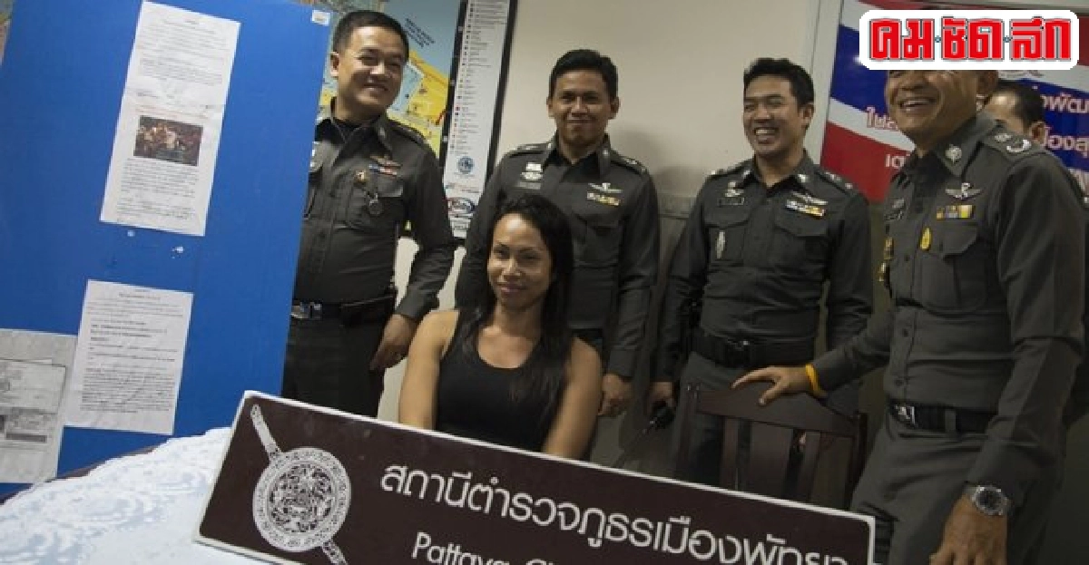 รวบ!สาวประเภท2เลือดร้อนใช้ส้นสูงตีหัวนทท.แตก รวบ!สาวประเภท2เลือดร้อนใช้ส้นสูงตีหัวนทท.แตก