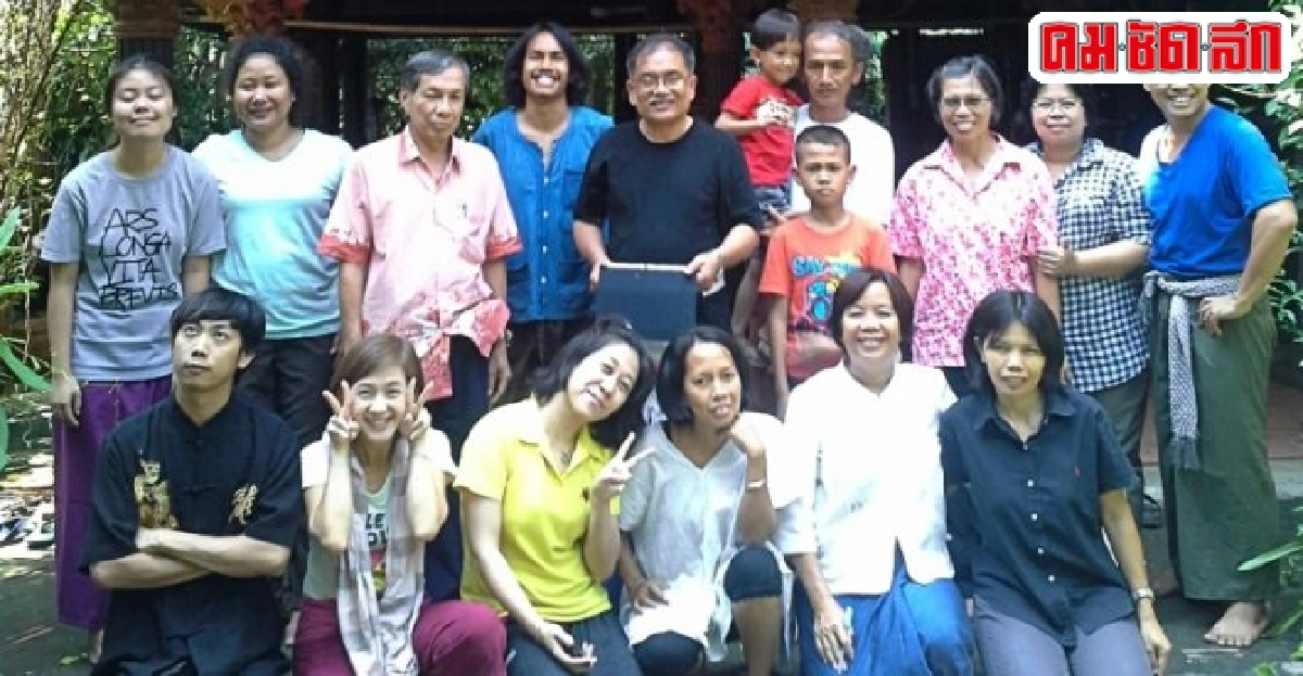 ศิลป์แห่งแผ่นดิน : โรงเรียนกวี ศิลป์แห่งแผ่นดิน : โรงเรียนกวี