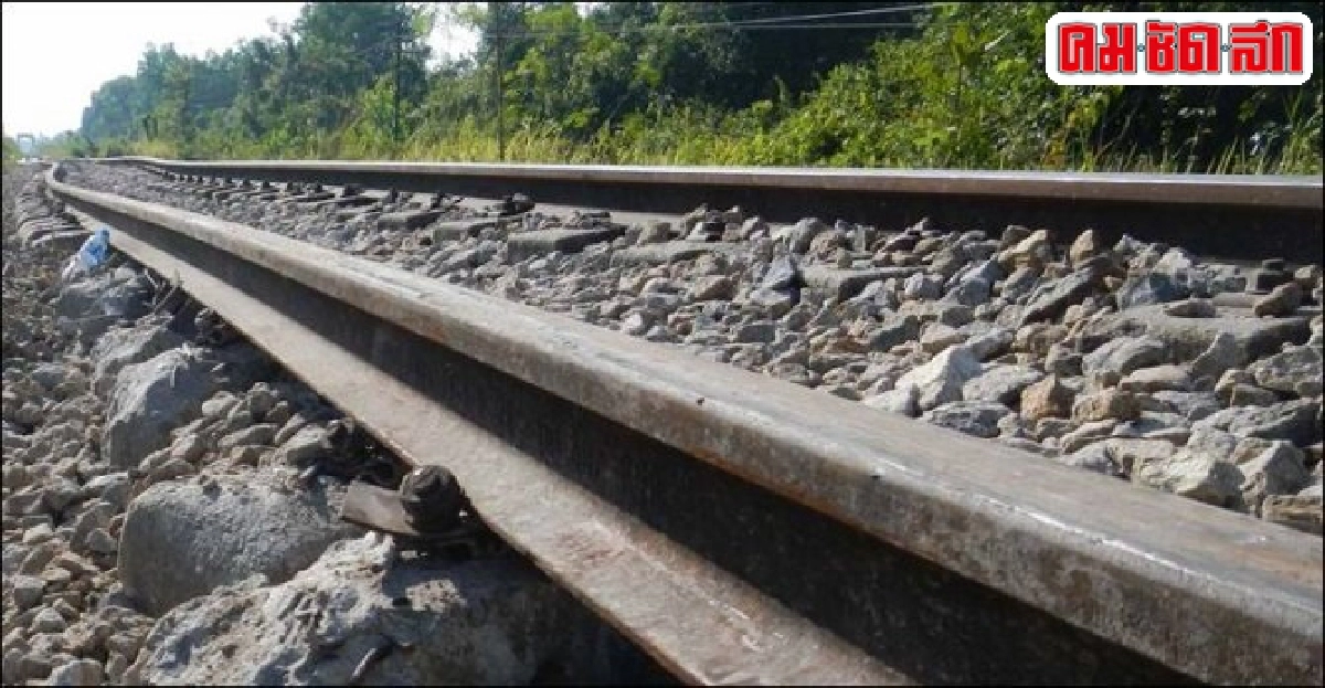 รถไฟกันตัง-กทม.ตกรางจนท.เร่งกู้