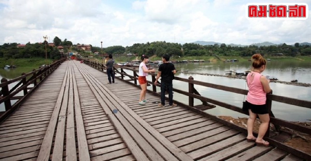 คาดสะพานมอญเสร็จก่อน18ต.ค. คาดสะพานมอญเสร็จก่อน18ต.ค.