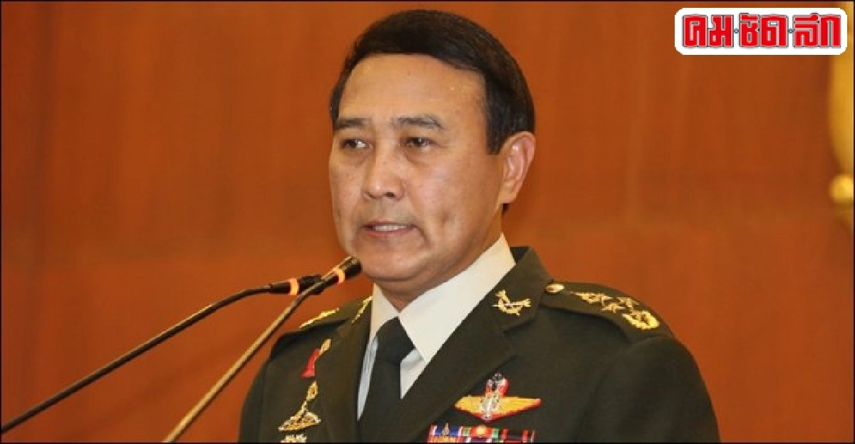ผบ.ทบ.ร่วมงานสถาปนาพล.ม.2รอ.35ปี ผบ.ทบ.ร่วมงานสถาปนาพล.ม.2รอ.35ปี