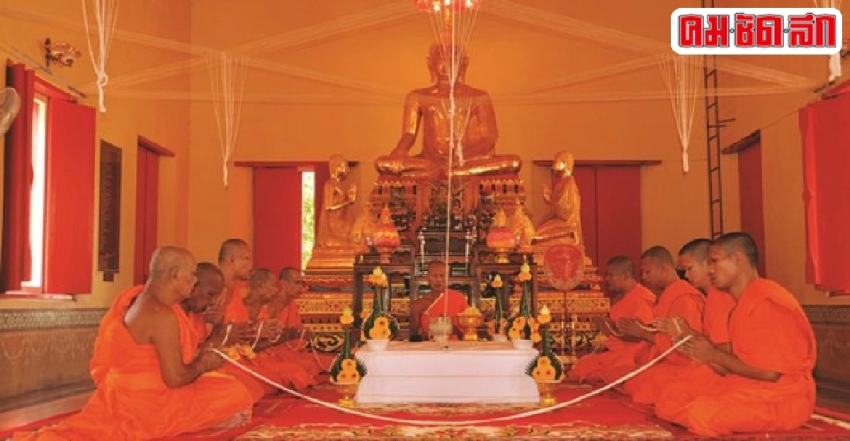 รูปหล่อขุนแผนแสนคนรักพระอาจารย์พงษ์ วัดศรีจันต์ จ.สุพรรณฯ