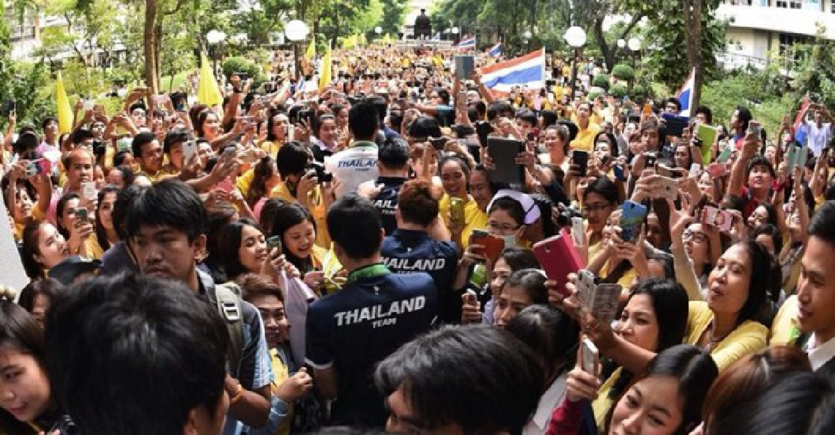 แพทย์เผยพระราชดำรัส'ในหลวง'ถึง'ช้างศึก' แพทย์เผยพระราชดำรัส'ในหลวง'ถึง'ช้างศึก'