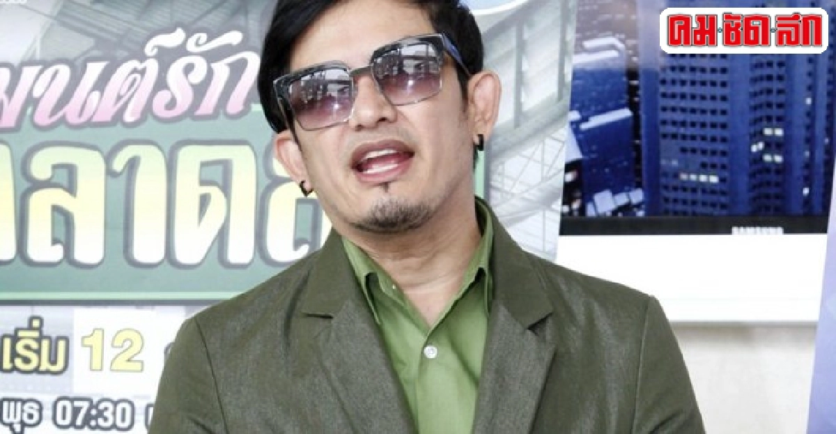 ตร.ภูเก็ตรวบพจน์ อานนท์ข้อหาบุกรุกถ่ายหนัง ตร.ภูเก็ตรวบพจน์ อานนท์ข้อหาบุกรุกถ่ายหนัง