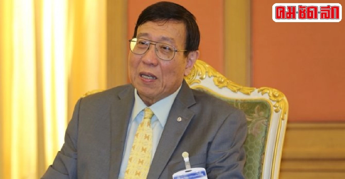 'พรเพชร'แจงขั้นตอนลงมติถอดถอน 'พรเพชร'แจงขั้นตอนลงมติถอดถอน