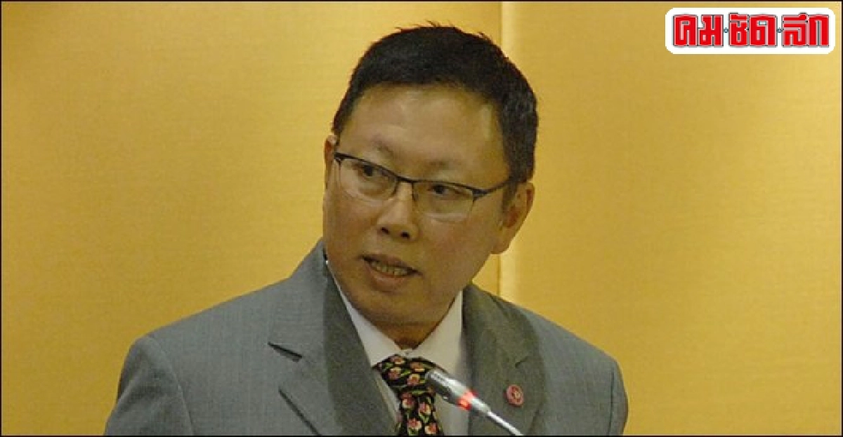 บวรศักดิ์โวยสื่อเรียกส.ว.ลากตั้ง บวรศักดิ์โวยสื่อเรียกส.ว.ลากตั้ง