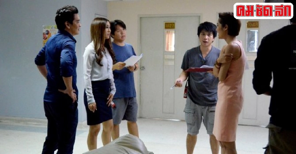 เอ๋ปรี๊ดแตก!!ระแวงจ๋าแย่งชาคริต เอ๋ปรี๊ดแตก!!ระแวงจ๋าแย่งชาคริต