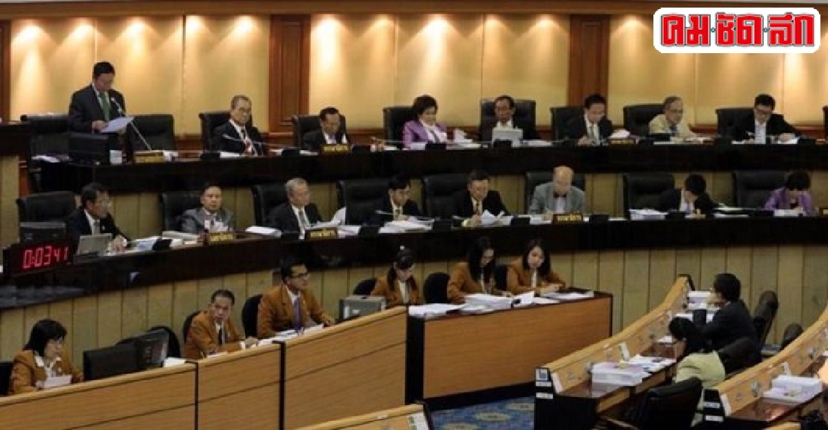 วิป สปช.พอใจภาพรวมถกร่างรธน.7วัน วิป สปช.พอใจภาพรวมถกร่างรธน.7วัน