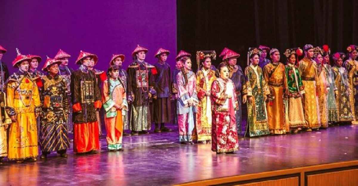 ร่วมสืบสานชมศาสตร์ศิลป์แห่งการแสดง