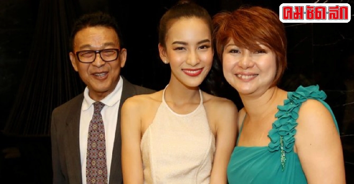 กรีนพักรักรอเวลาหวนคืนดีเคลลี่ กรีนพักรักรอเวลาหวนคืนดีเคลลี่