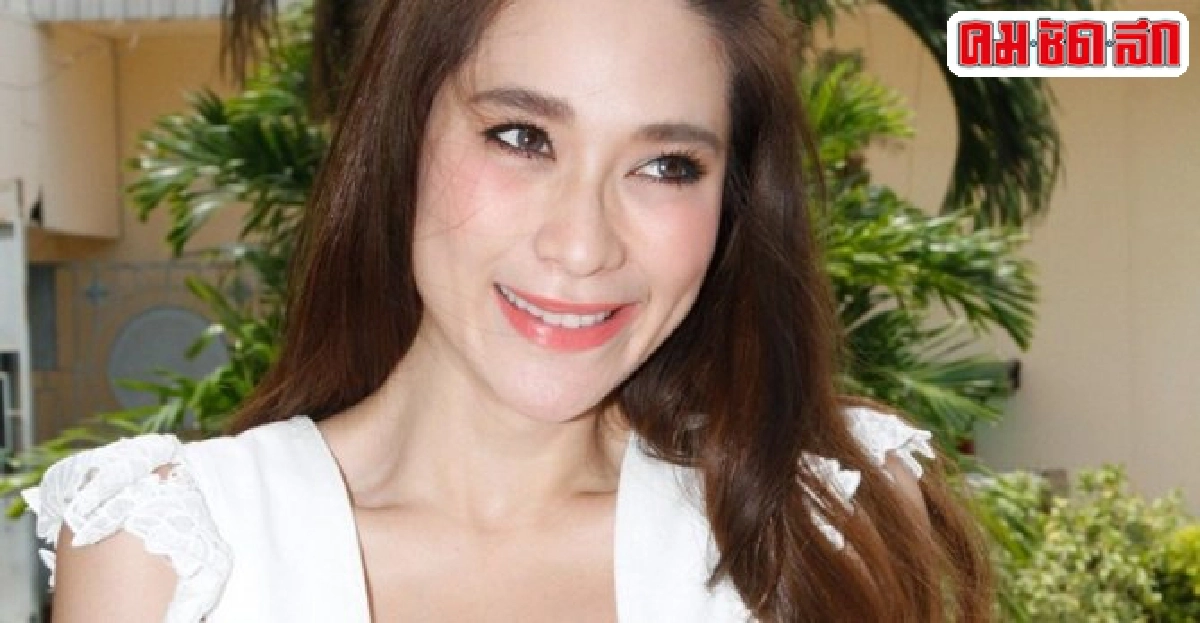 พลอยร่วมงานได้ทุกคนไม่เคยให้ร้ายใคร พลอยร่วมงานได้ทุกคนไม่เคยให้ร้ายใคร
