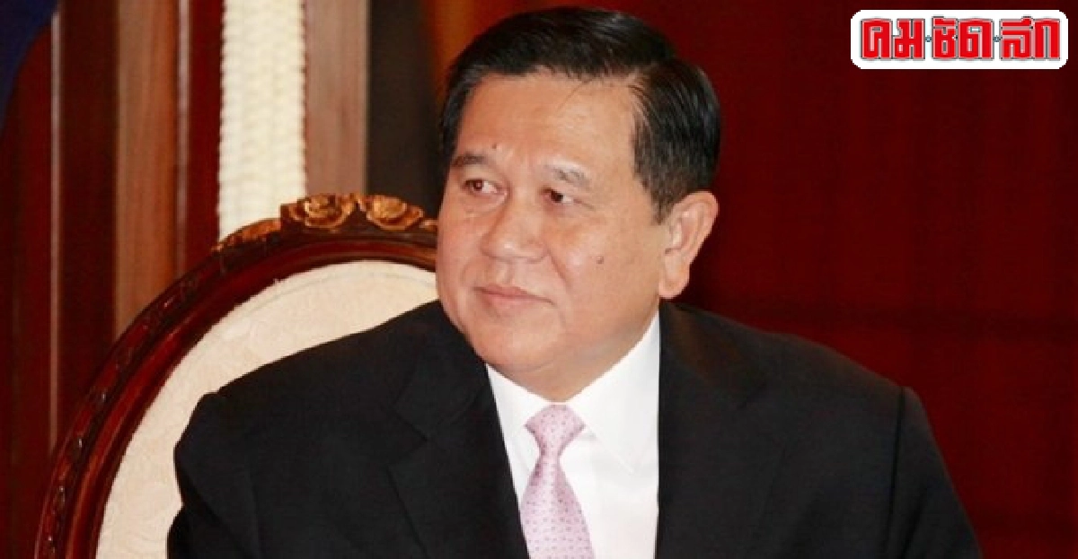 ธนะศักดิ์แจงตปท.เหตุบึ้มราชประสงค์แล้ว ธนะศักดิ์แจงตปท.เหตุบึ้มราชประสงค์แล้ว